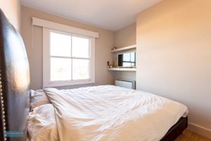 Bedroom- click for photo gallery